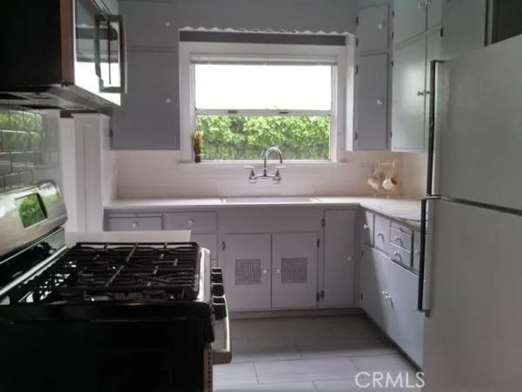 Photo of 1520 Santa Rosa St, San Luis Obispo, CA 93401 (MLS # SC25278212)