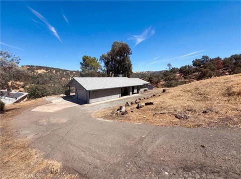 Photo of 6041 Thornicroft DR, Valley Springs, CA 95252 (MLS # IV26164152)