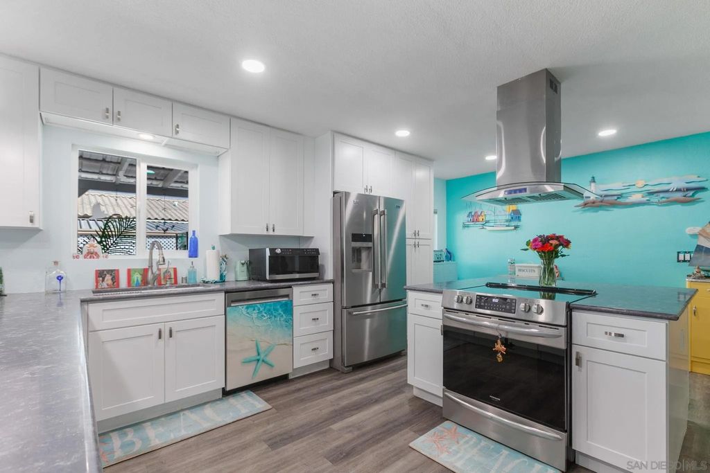 Photo of 1212 H St #187, Ramona, CA 92065 (MLS # 250028791)