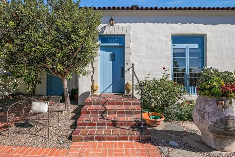 Photo of 7227 Olivetas Ave, La Jolla, CA 92037 (MLS # 260004844)