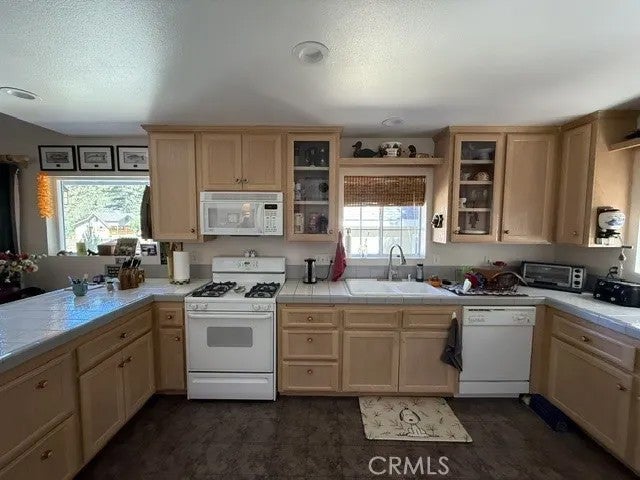 647 Lone Pine