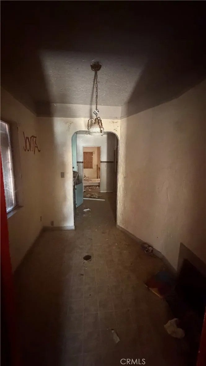 409 W 25th Street