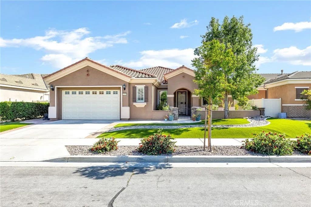 Photo of 5579 Corte Viejo, Hemet, CA 92545 (MLS # SW26073831)
