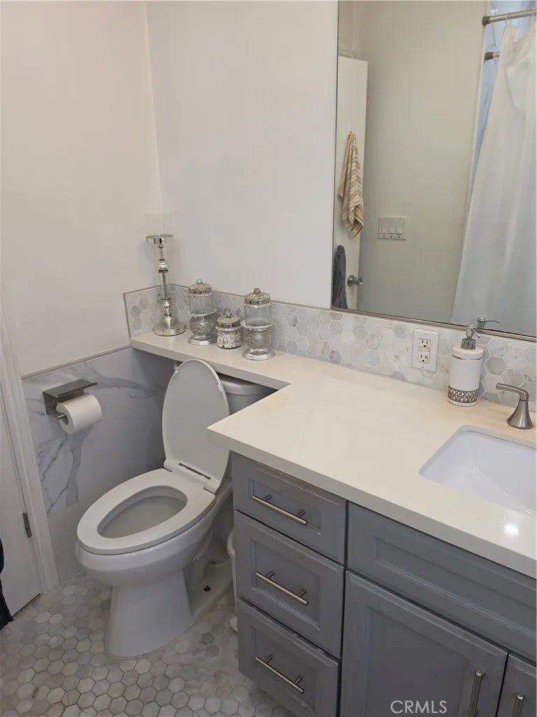 11703 Wilkie