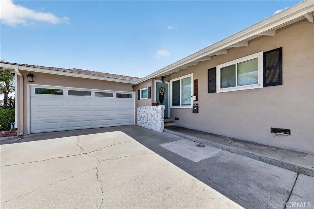 Photo of 5702 Lime Ave, Cypress, CA 90630 (MLS # OC26085637)