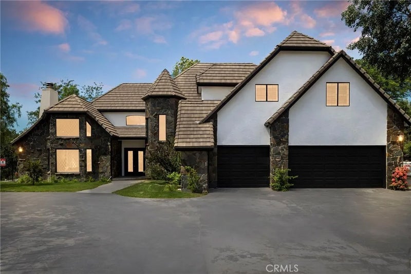 16161 Sky Ranch