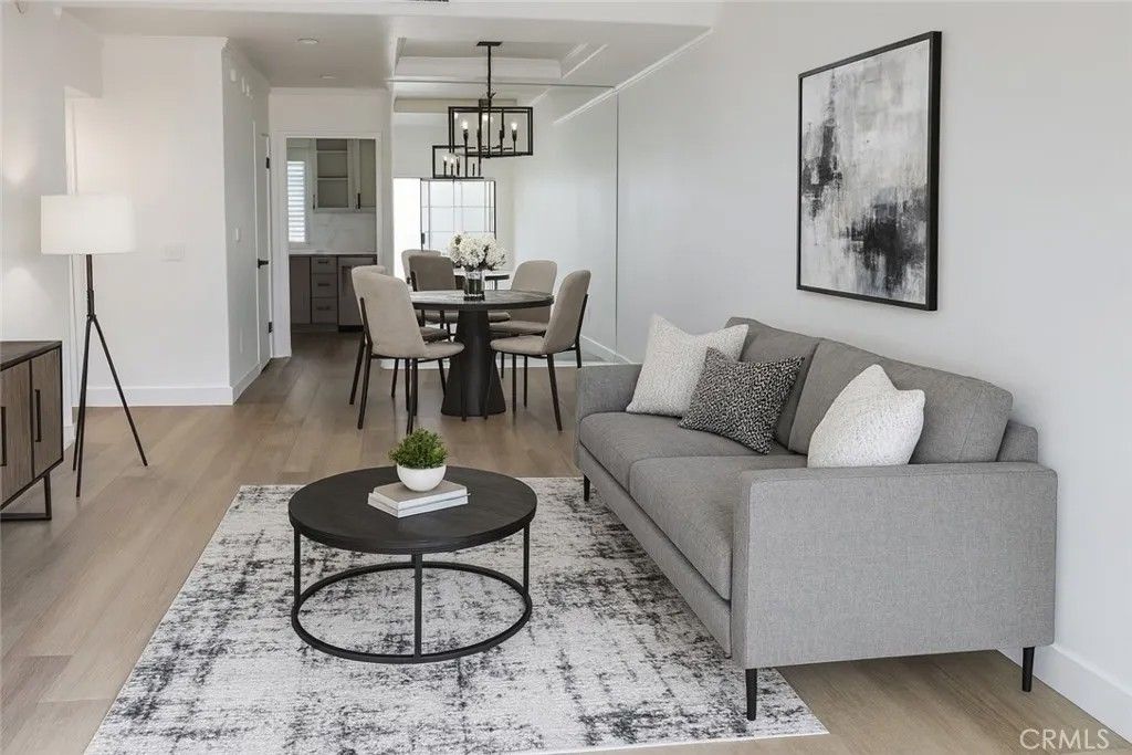 Photo of 5145 Yarmouth Ave #19, Encino, CA 91316 (MLS # SR26046963)