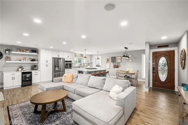 1085 Peaceful Drive