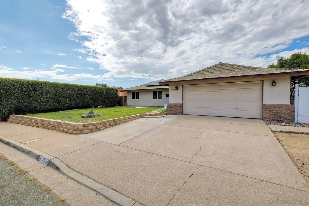 Photo of 8648 Vista Del Verde, El Cajon, CA 92021 (MLS # 260024381)