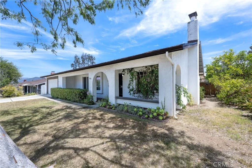 Photo of 1843 Donalor DR, Escondido, CA 92027 (MLS # PW26132853)