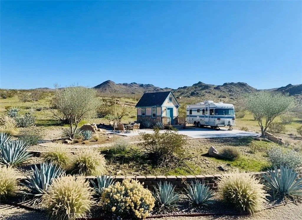 Photo of 1 Off Pipeline, Barstow, CA 92311 (MLS # HD26005991)