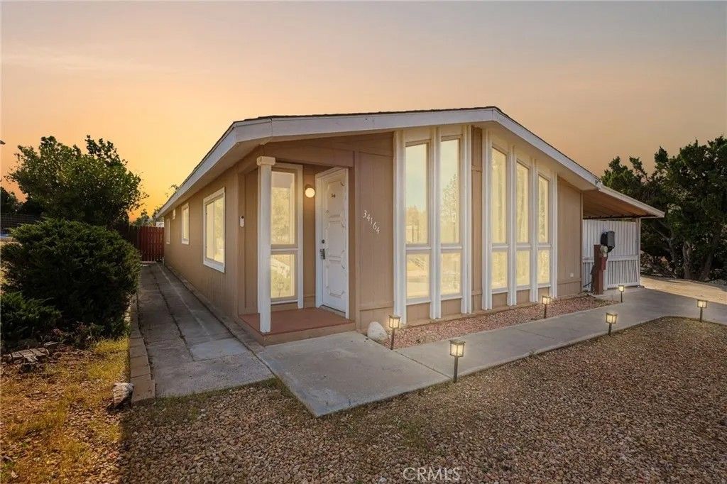 Photo of 34164 Harrow Hill Road, Wildomar, CA 92595 (MLS # SW26024524)