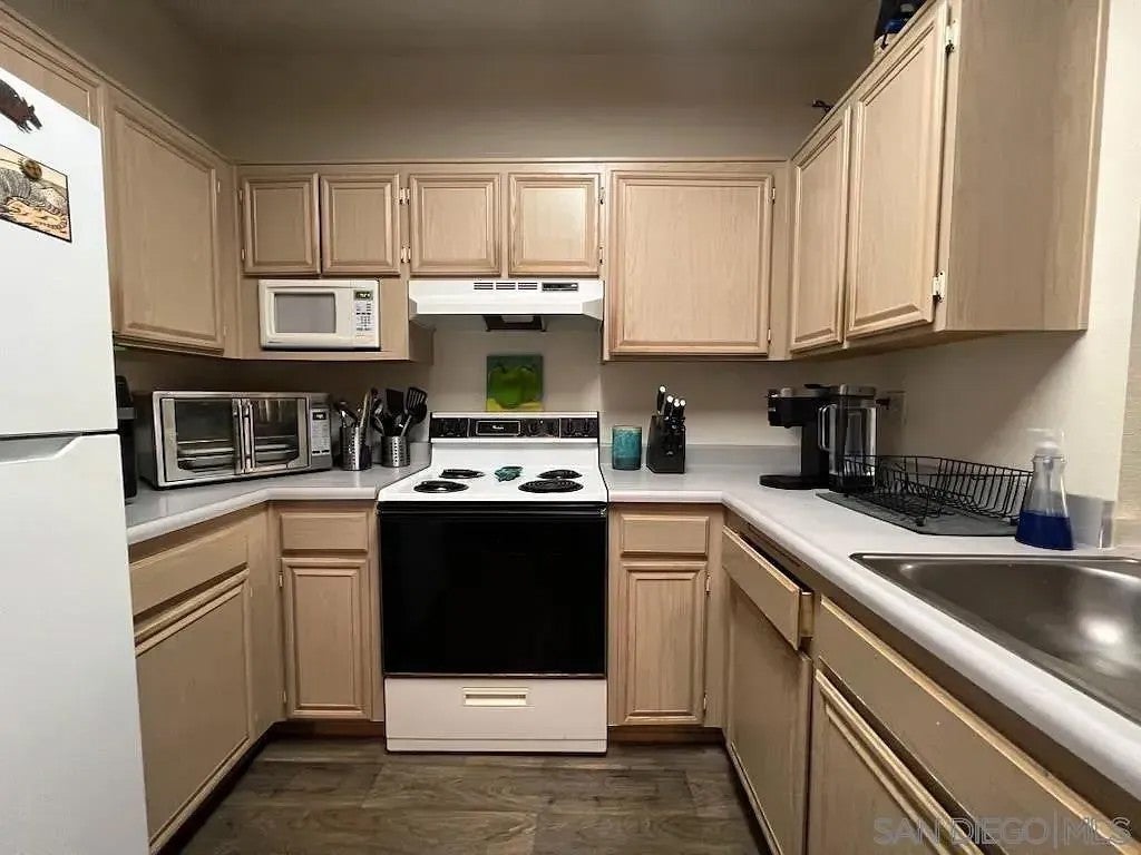 17161 Alva Rd 212