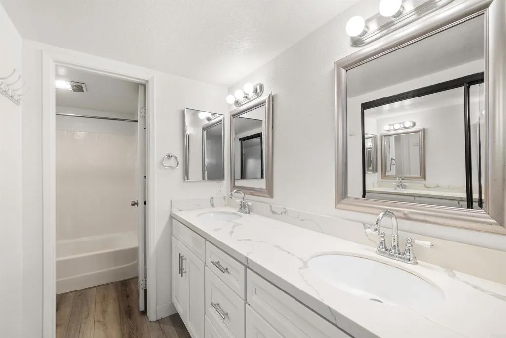 1802 VIA LAS PALMAS UNIT 37