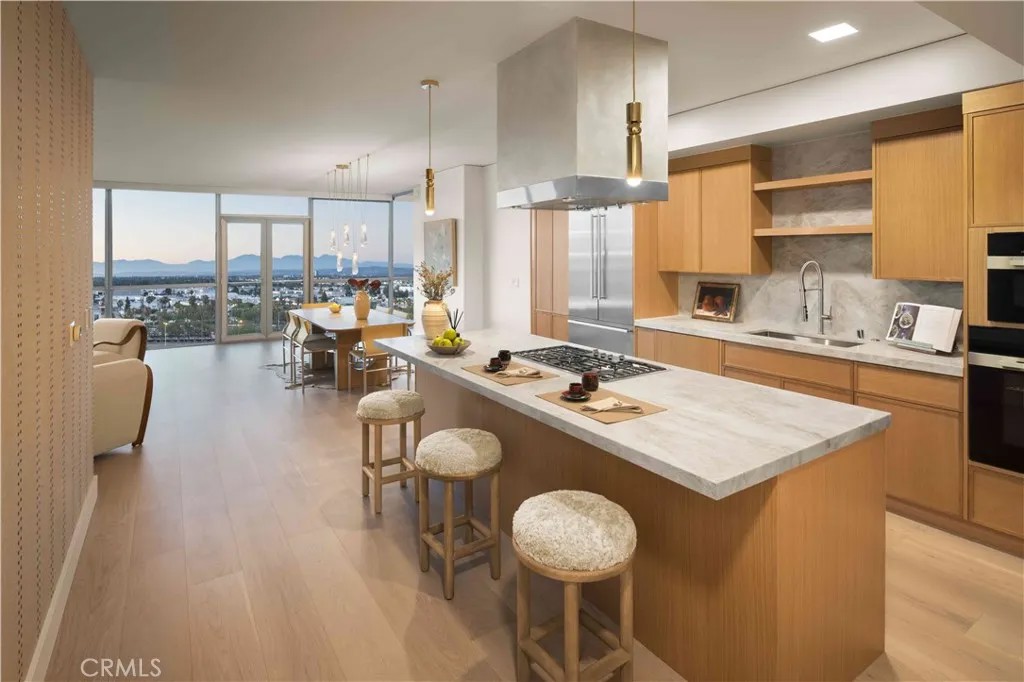 9 MacArthur Place 1001