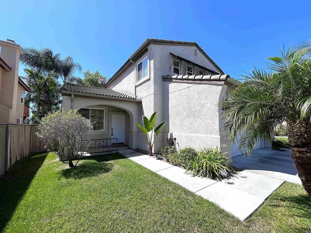Photo of 6079 Paseo Pradera, Carlsbad, CA 92009 (MLS # NDP2608557)