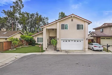 690 False Point Ct, Chula Vista, CA 91911 - #: 250039180