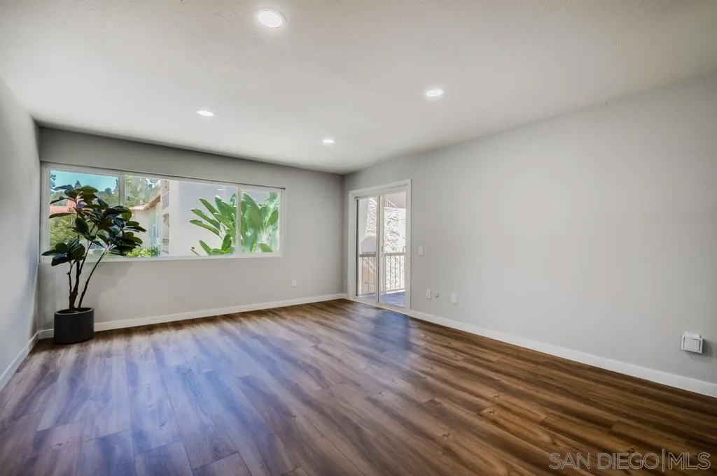 10737 San Diego Mission Rd 216