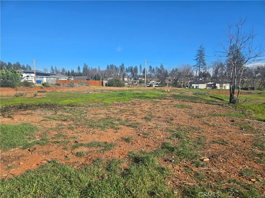 Photo of 5683 Clara Ln, Paradise, CA 95969 (MLS # PA26016735)