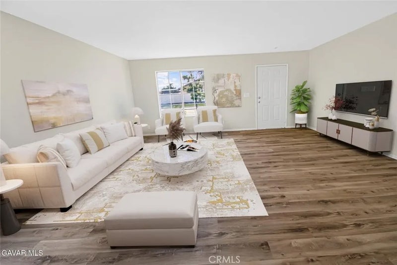 2116 Knollwood Court Court