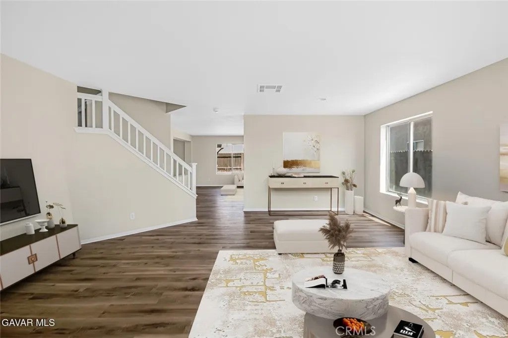 2116 Knollwood Court Court