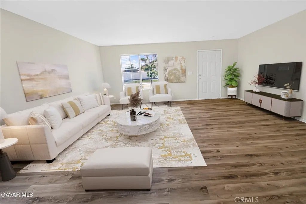 2116 Knollwood Court Court