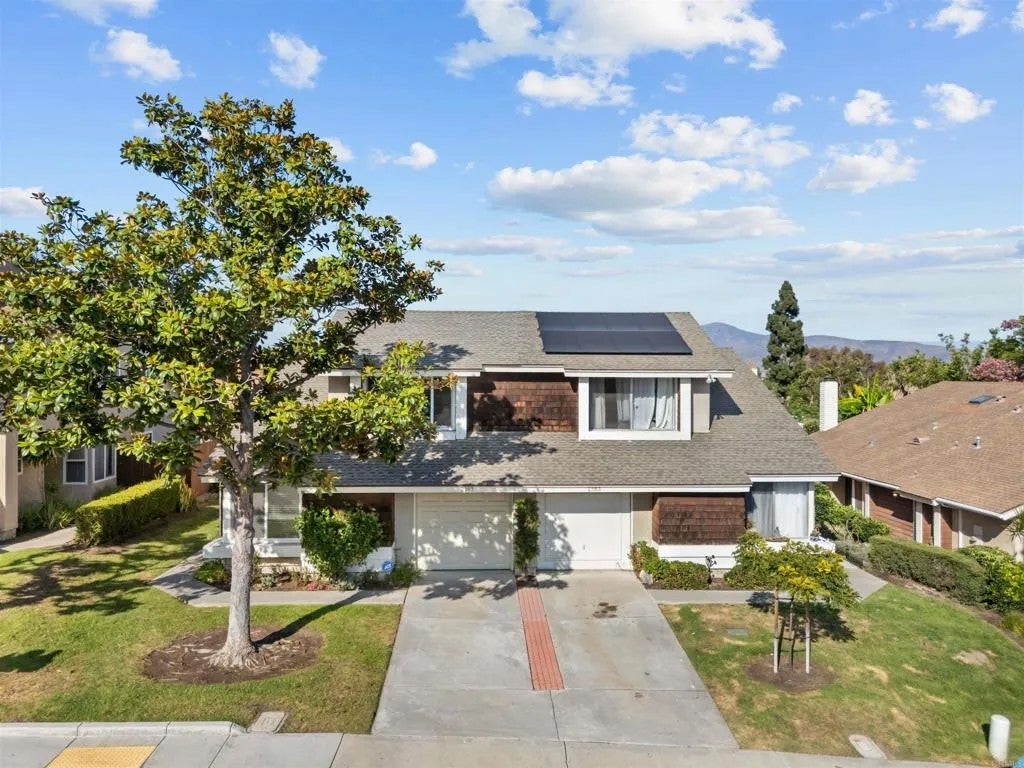 2353 Edenbridge Ln