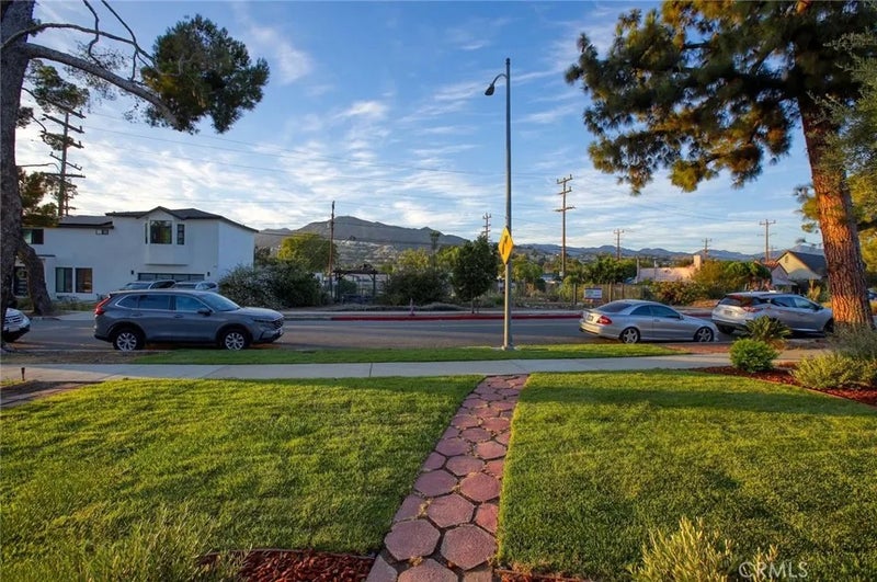 822 Monterey