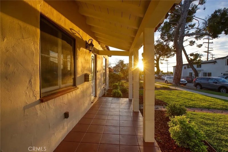 822 Monterey