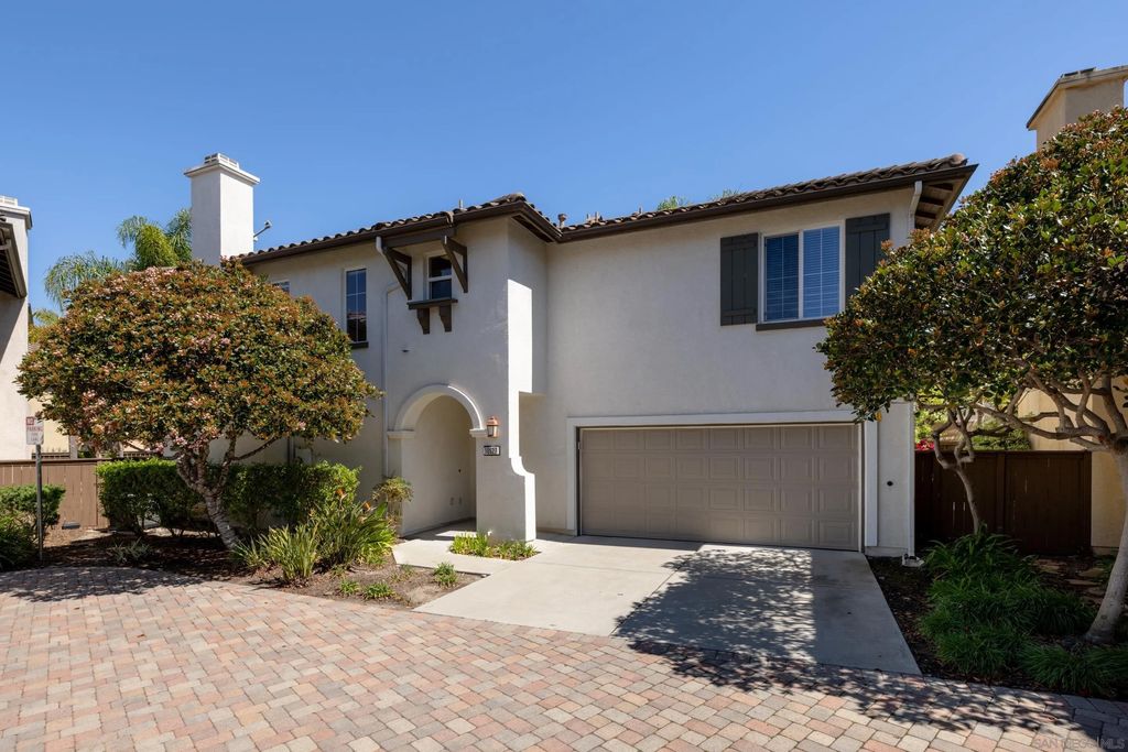 Photo of 10527 Hollingsworth Way, San Diego, CA 92127 (MLS # 260006549)
