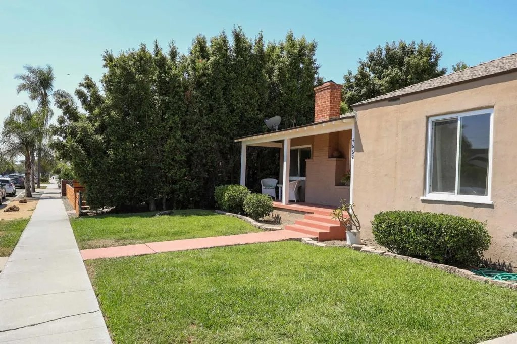 4662 Bancroft