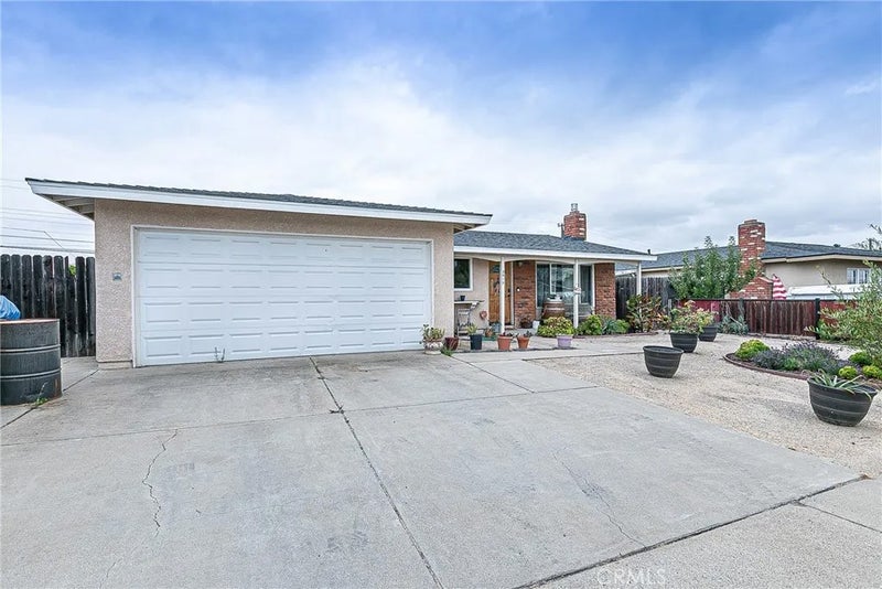 3919 Berrywood