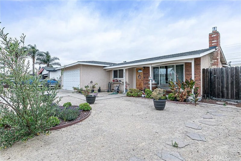 3919 Berrywood