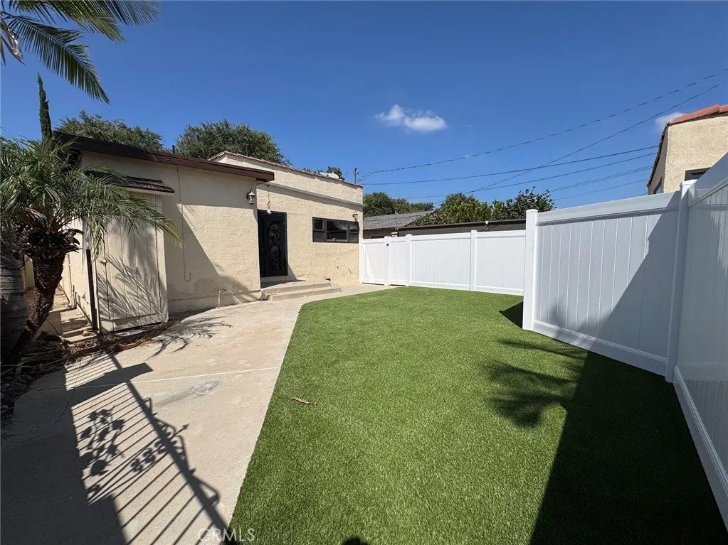 Photo of 1652 La Golondrina Avenue, Alhambra, CA 91803 (MLS # WS26213066)