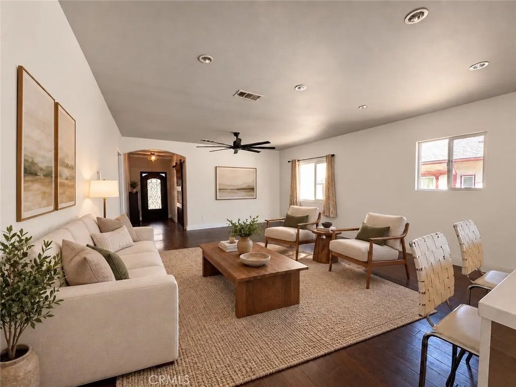 Photo of 1652 La Golondrina Avenue, Alhambra, CA 91803 (MLS # WS26213066)