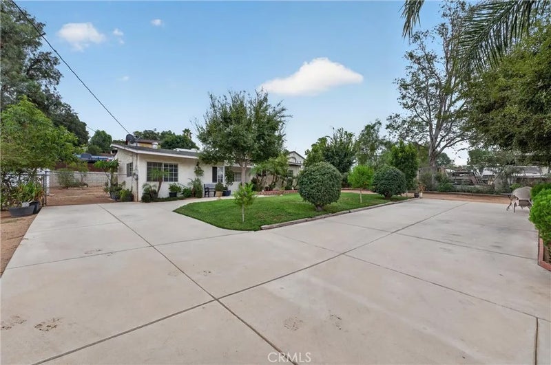 5216 Dunwood