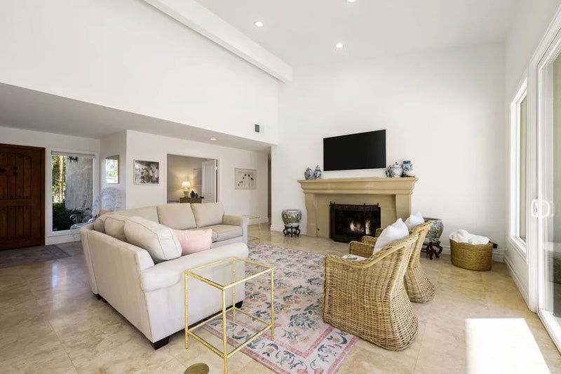 76101 Zuni Road