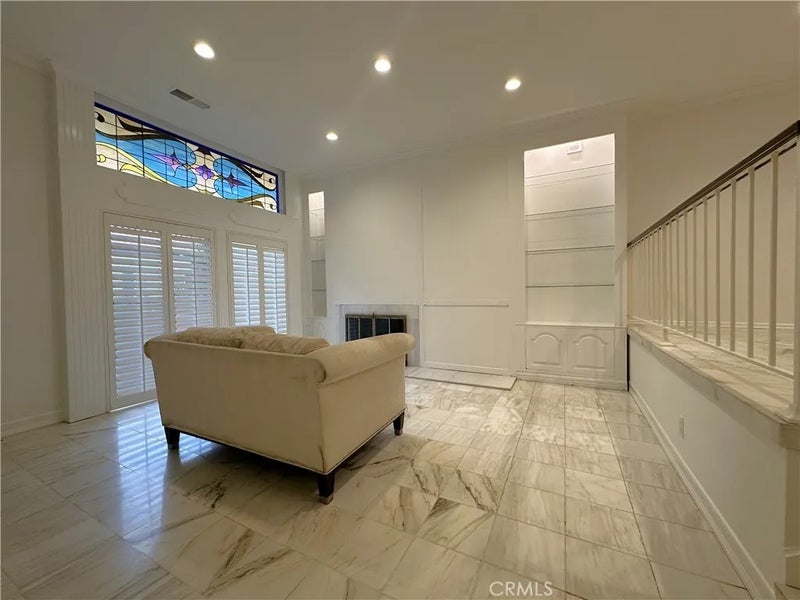 938 Palo Verde Avenue