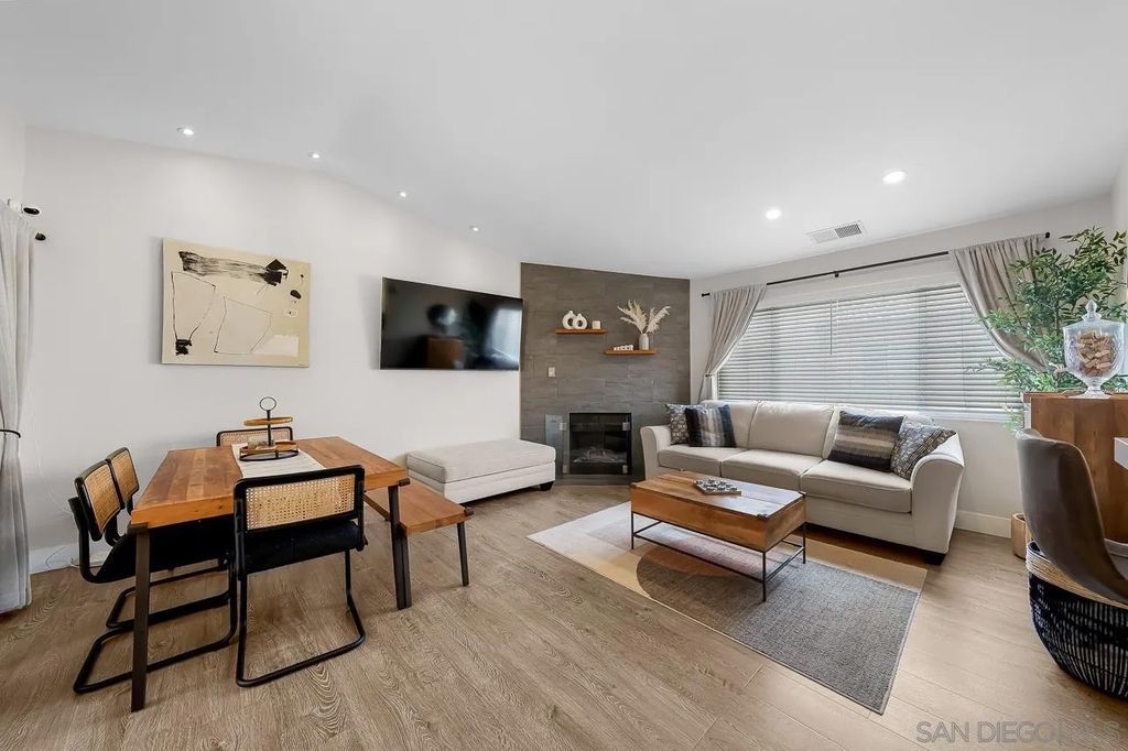 Photo of 88 4th Ave #7, Chula Vista, CA 91910 (MLS # 260010020)