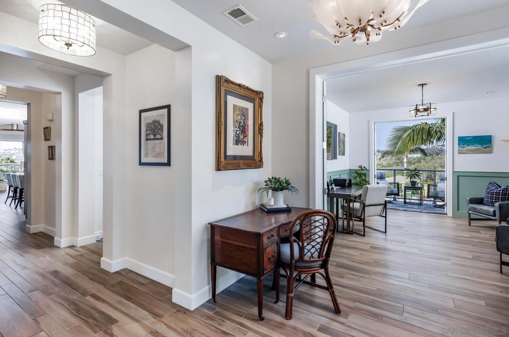 Photo of 2351 Ocean St, Carlsbad, CA 92008 (MLS # 260021704)