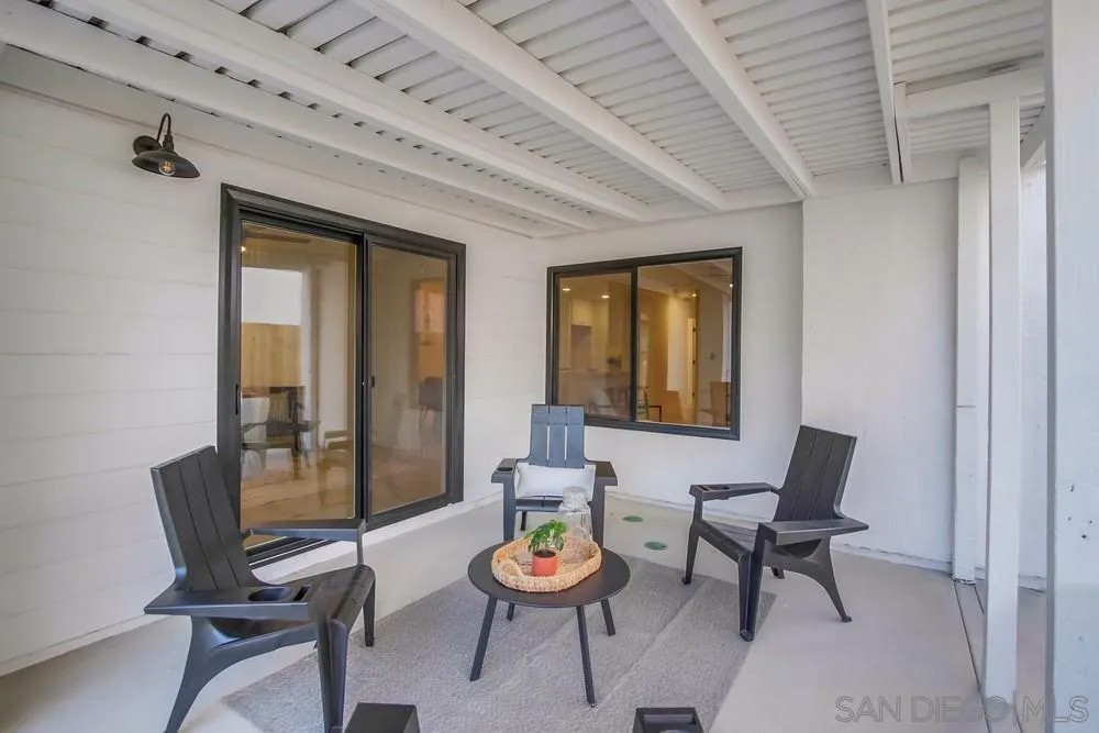 9958 Paseo Montalban