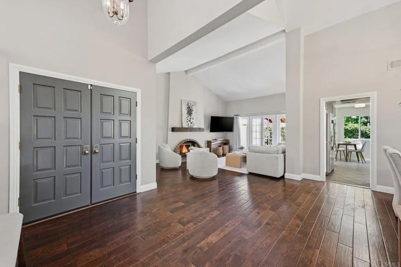 3707 Wildrose Glen