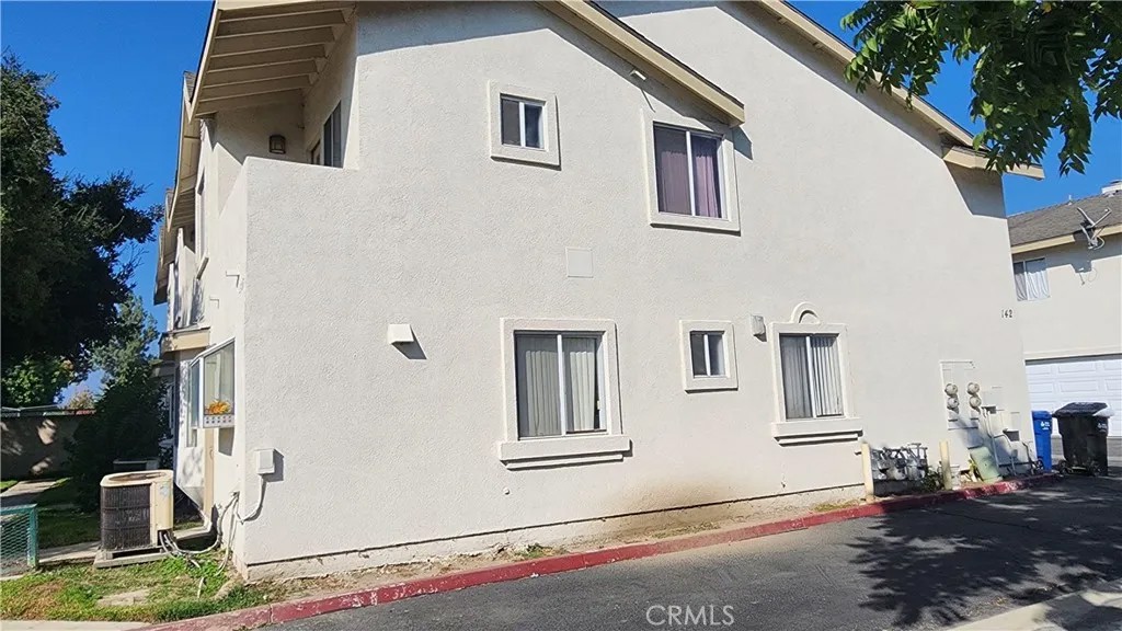 1425 S White A