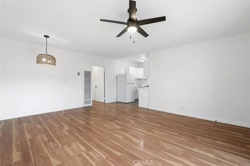 1036 Magnolia 207
