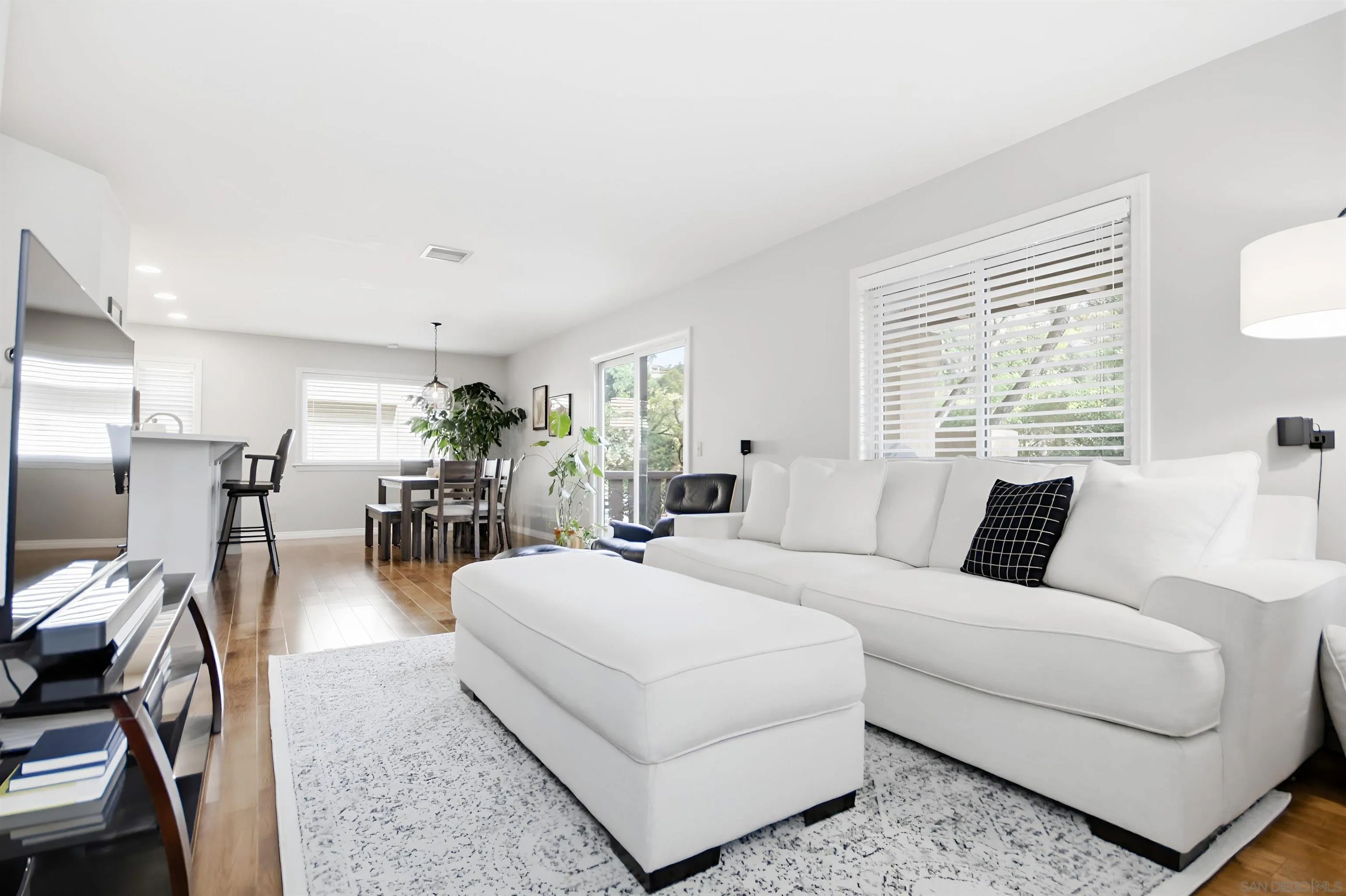 5822 Mission Center Rd A