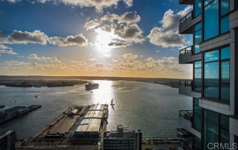 1205 Pacific Highway 3503