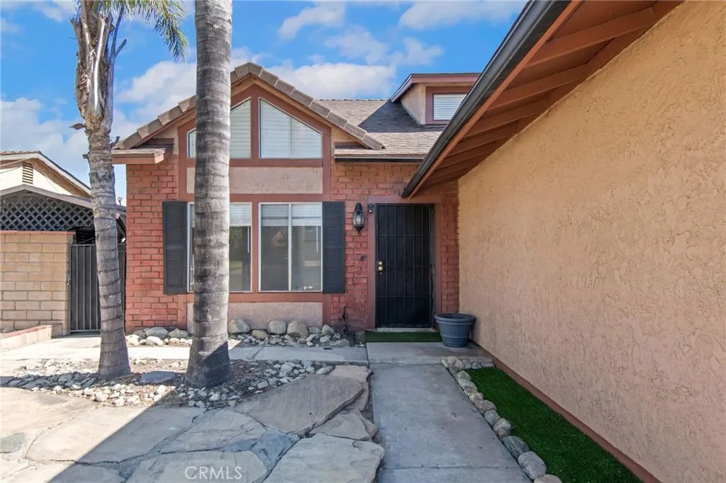 16570 Fairfax Drive