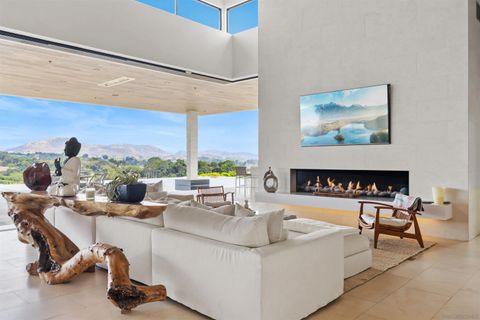 5516 LA CRESCENTA Rancho Santa Fe CA 92067