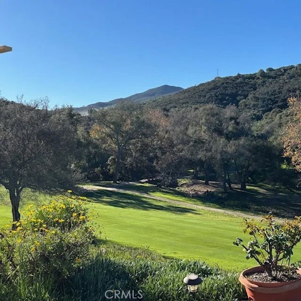 Photo of 2262 Vista Valley, Vista, CA 92084 (MLS # OC26010884)