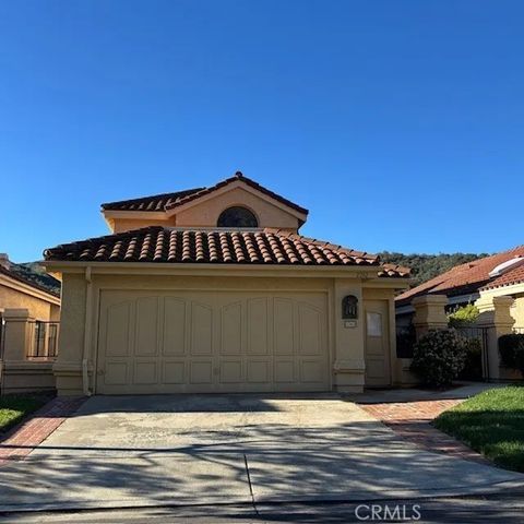 Photo of 2262 Vista Valley, Vista, CA 92084 (MLS # OC26010884)